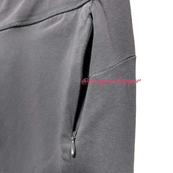 Susan Graver Weekend Gray Stretch Capri Pants Size LP - Picture 7 of 8